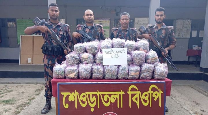 কুষ্টিয়া সীমান্তে বিপুল পরিমান ভারতীয় চকলেট বাজিসহ মদ উদ্ধার